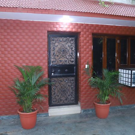 Divine India Service Apartment 3Bhk,B57 Sarita Vihar,Apollo New Delhi Eksteriør bilde