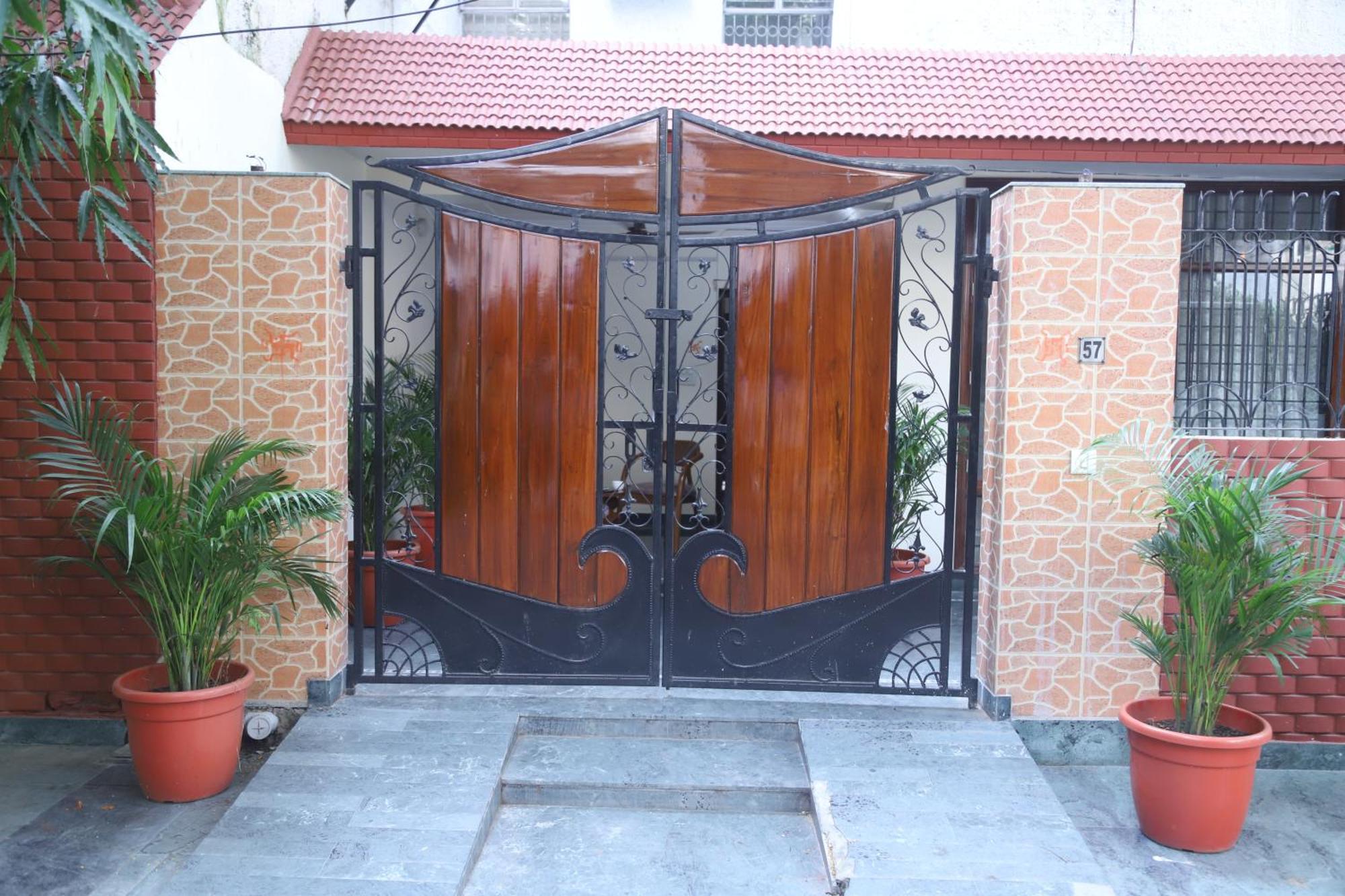 Divine India Service Apartment 3Bhk,B57 Sarita Vihar,Apollo New Delhi Eksteriør bilde