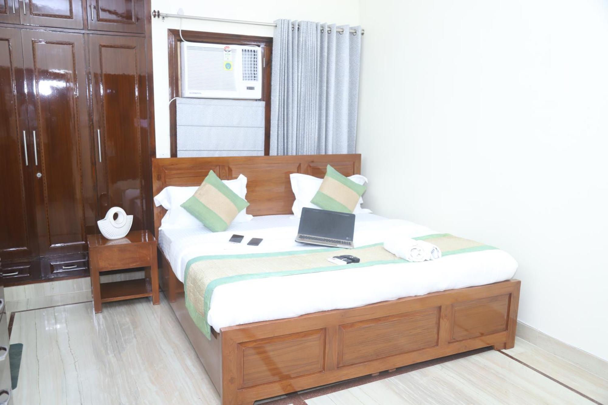 Divine India Service Apartment 3Bhk,B57 Sarita Vihar,Apollo New Delhi Eksteriør bilde