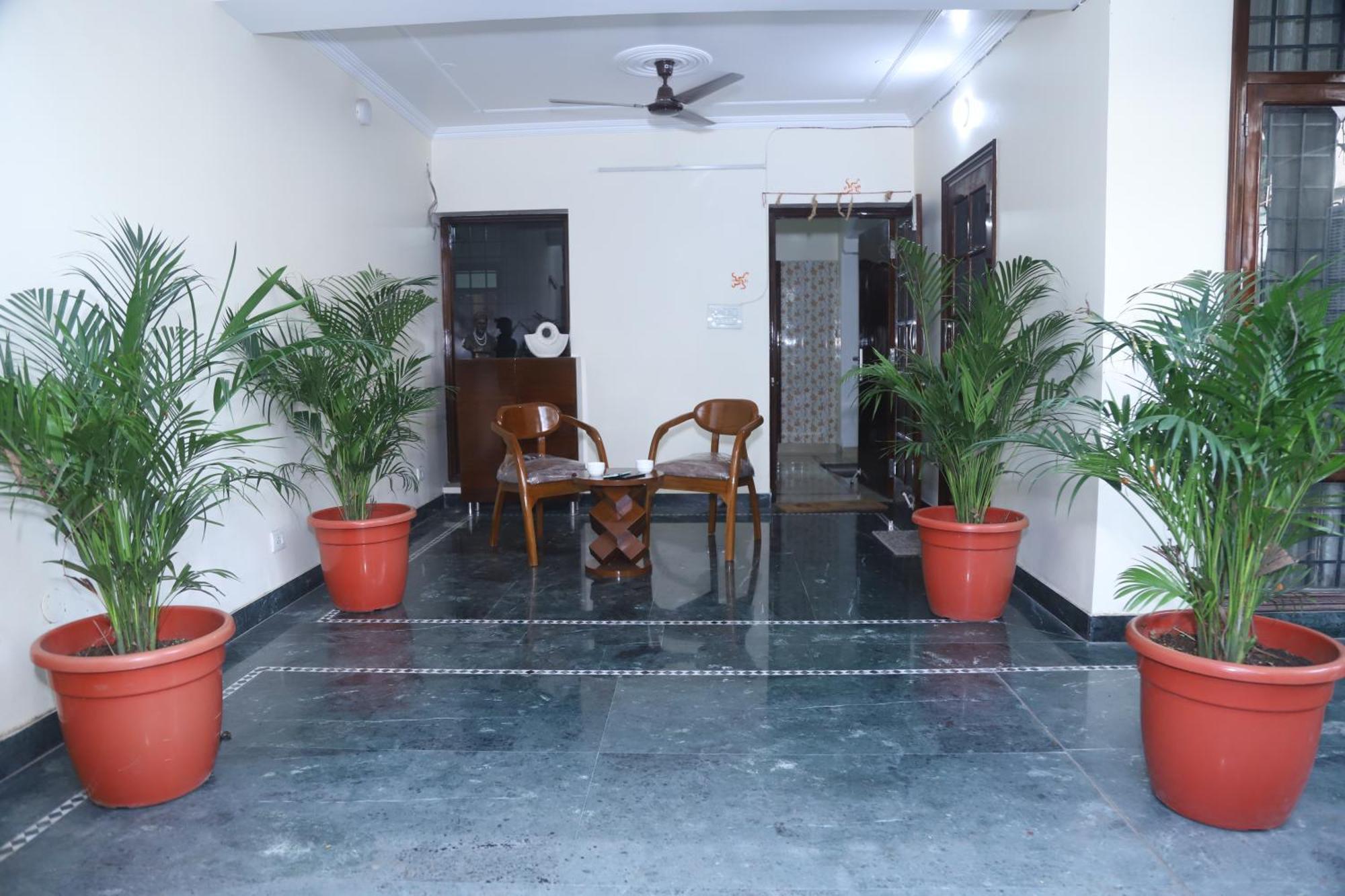 Divine India Service Apartment 3Bhk,B57 Sarita Vihar,Apollo New Delhi Eksteriør bilde